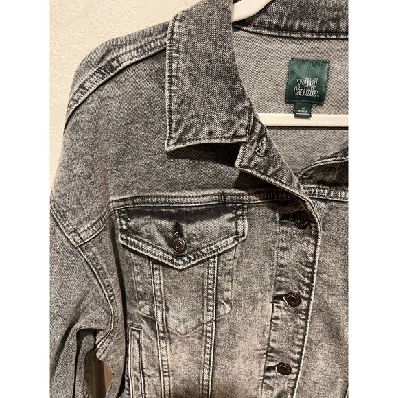NWOT Wild Fable Women’s Gray Cropped Jean Jacket - Picture 3 of 4